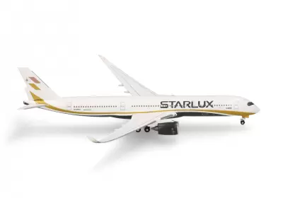Airbus A350-900 linii Starlux Airlines – B-58501