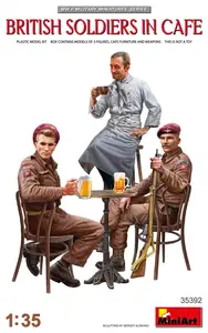 Brytyjscy spadochroniarze w cafe